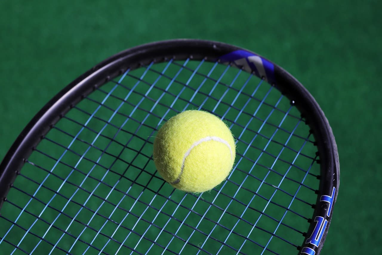 O Impacto das Superfícies nas Vitórias de Grand Slam no Tênis