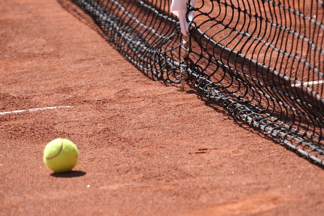 Andreeva Vence Tauson Novamente e Se Prepara para Confronto com Rybakina em Indian Wells