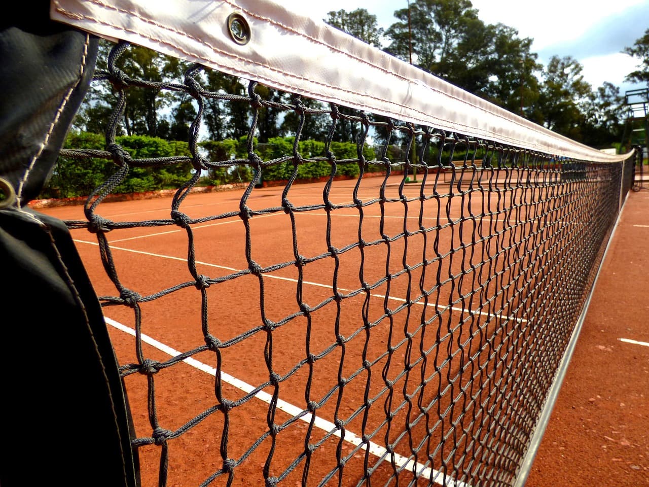 Swiatek e Muchová se enfrentam nas quartas de final de Indian Wells
