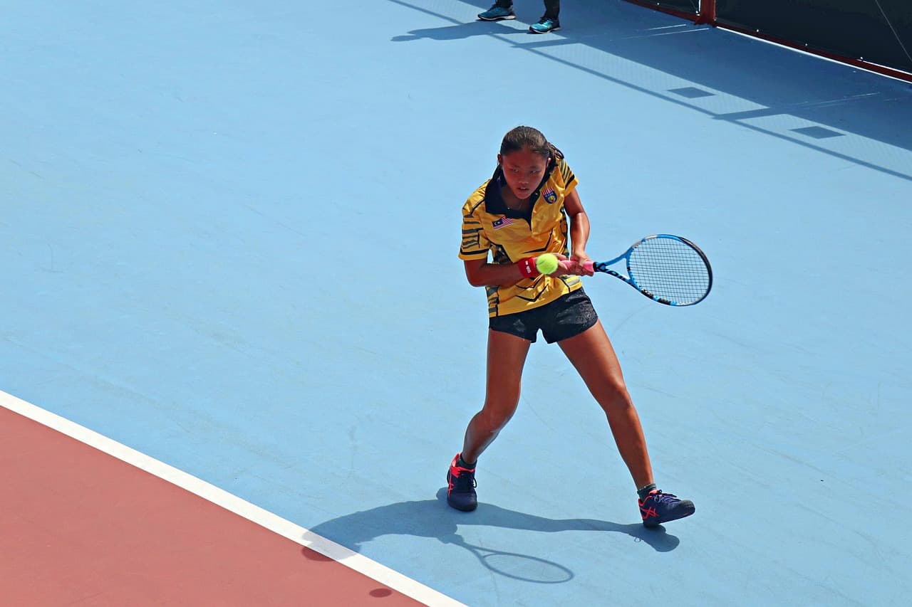 Atletas Dominam Quadrante Internos em Torneio de Tênis