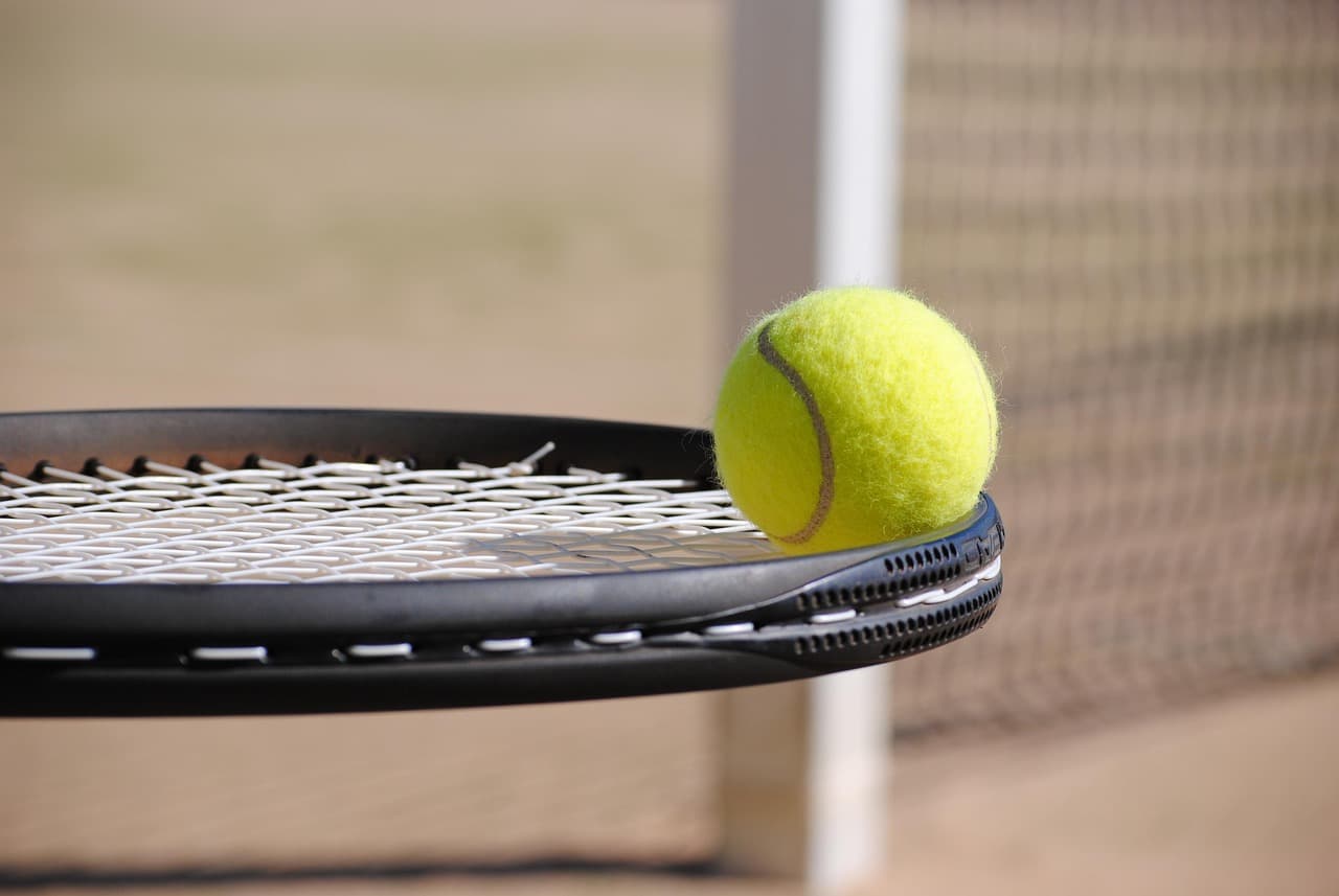 A Grande Invasão das Quadras: Um Olhar sobre o Tennis Hill em Wimbledon