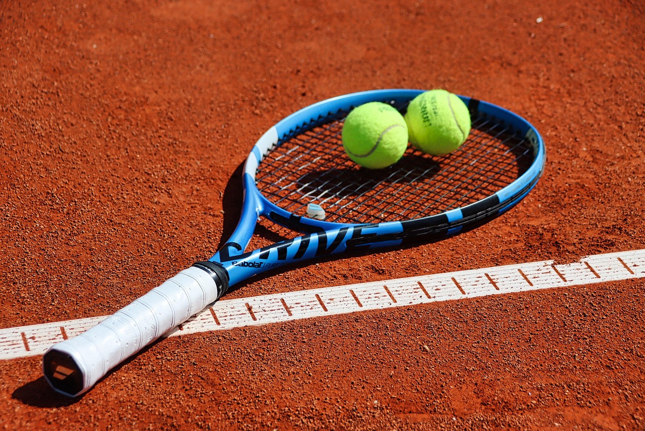 Imagem de destaque do post: Bernard Tomic Reacende Esperança de Volta ao Main Draw do US Open com Vitória Importantíssima