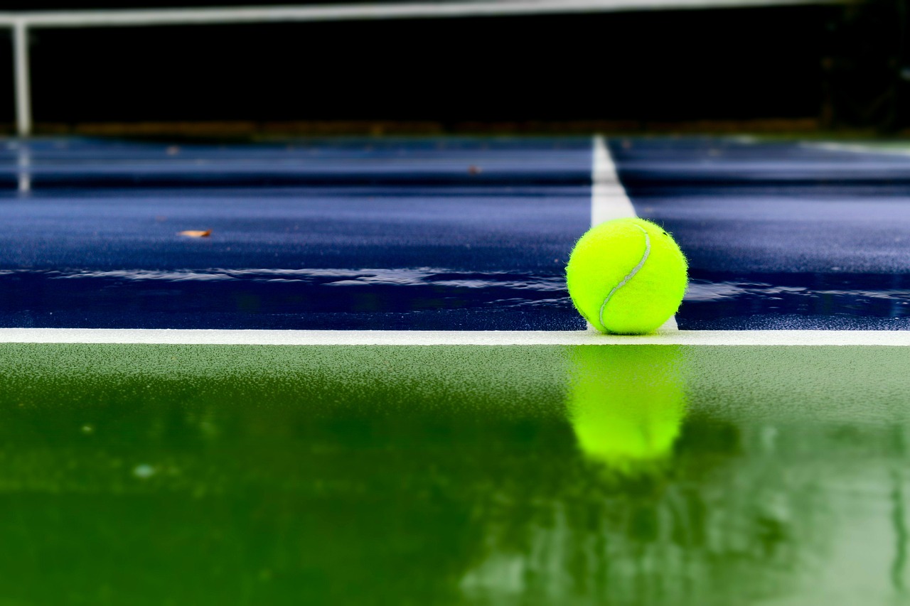 Imagem de destaque do post: Joao Fonseca é comparado a Novak Djokovic após título no Swiss Indoors e reage: ‘Não sou fã dessas comparações’