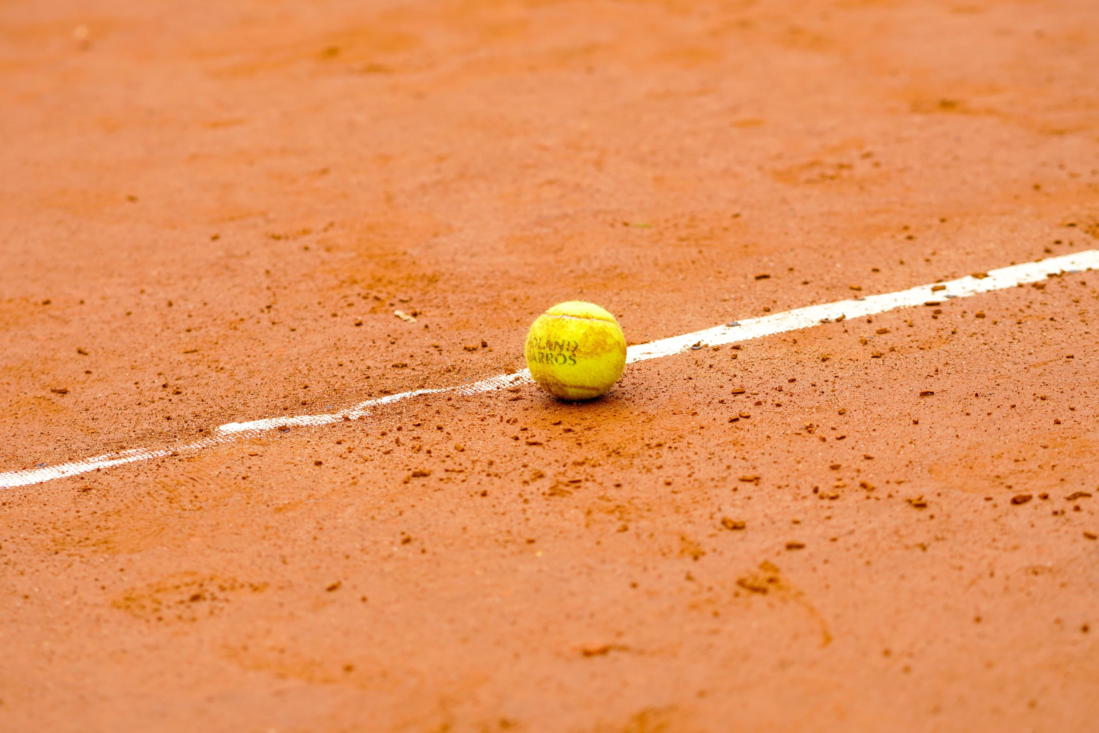 Histórico em Paris: Roland Garros 2026 Coroará Campeões Inéditos no Masculino e Feminino